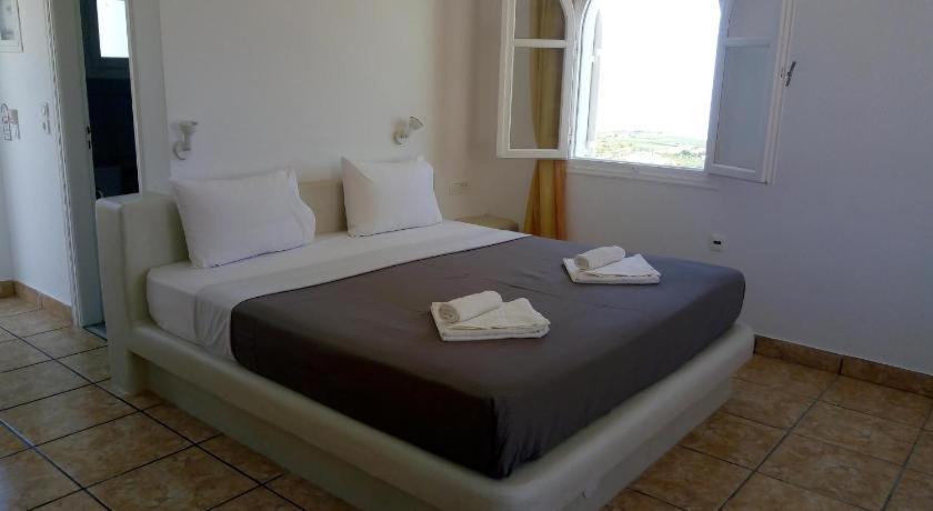 Fira Blue Horizon Hotel Buitenkant foto